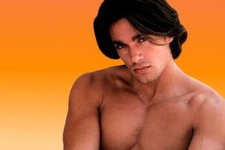 A man who enlarged his penis with massage